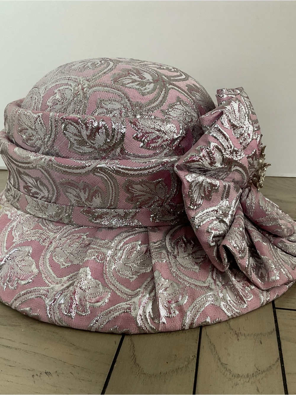 Mr Hi’s Classic Pink w/ Silver Metallic Hat w/Brooch ~Floral ~Church Hat - Picture 3 of 13